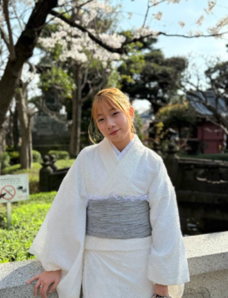 Ms. Kulras Kiatsilp [Kaori]